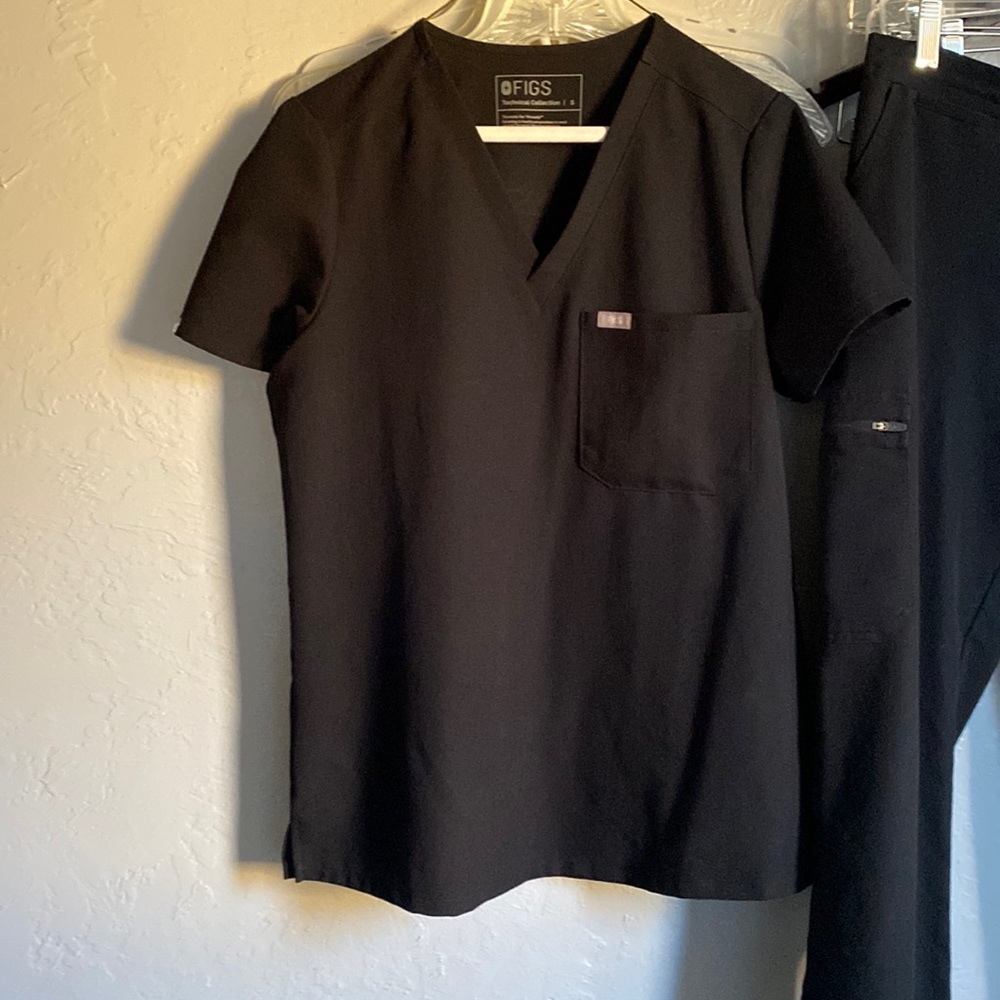 Figs Black One Pocket Catarina Scrub Top Sz S
